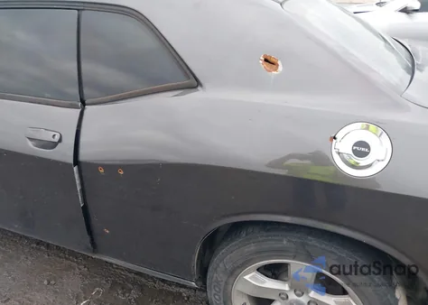 2013 Dodge Challenger Sxt Plus z USA, uszkodzony, nr VIN 2C3CDYAG7DH549437